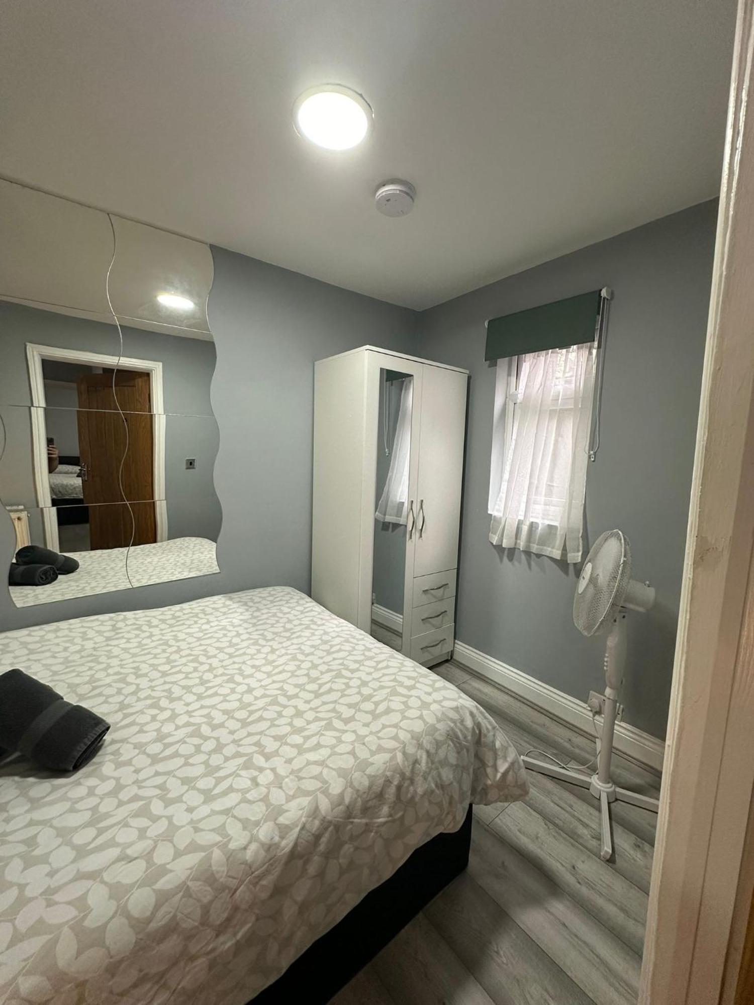 Central London - Ground Floor 2 Bedrooms Apartment Exterior foto